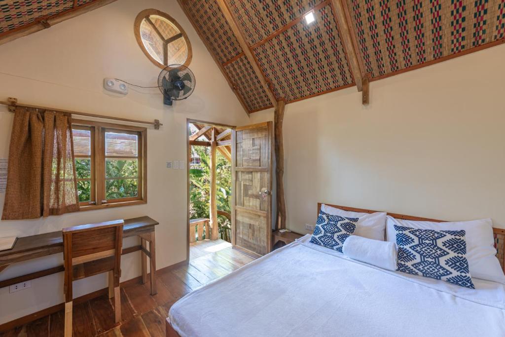 Queen Kubo Interior